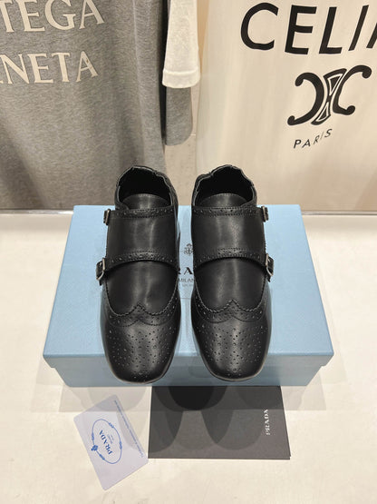 PRD Shoes  Woman 2 Color's