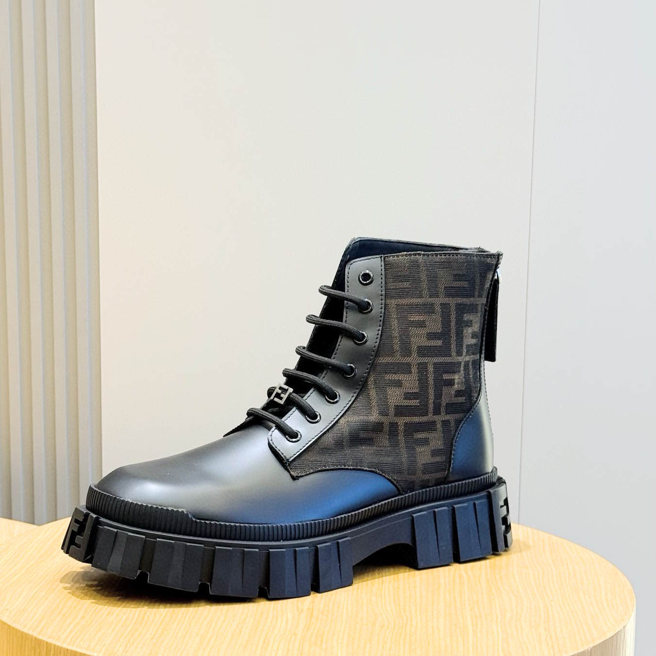 FEN Boots Man  2 Color 's
