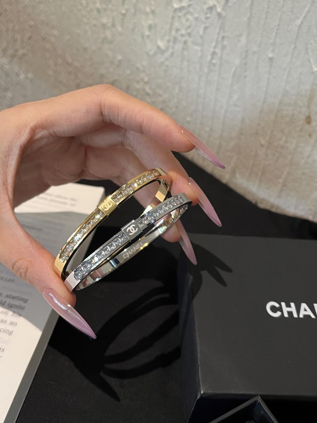 CHL   Bracelet  SALE-min order required