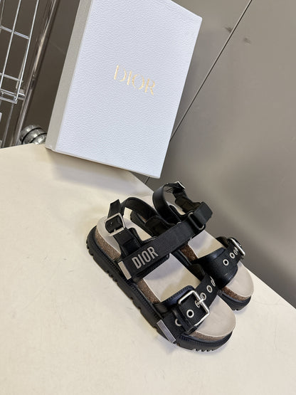 CHD Slippers  Sandals  Woman 2 Color's