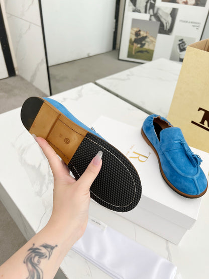 ROW Shoes  Woman 2 Color's