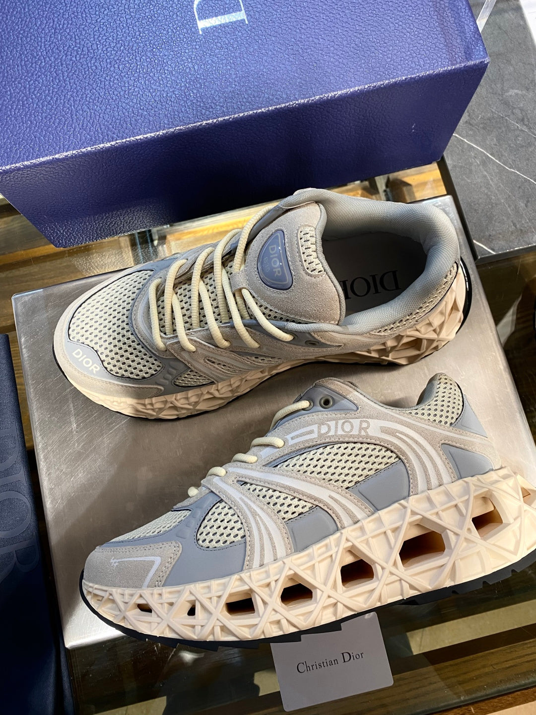 CHD Sneakers  2 Color's