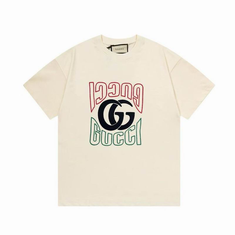 GU  T-shirt  2 Color 's