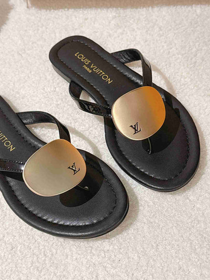 LU Slippers  Sandals  Woman