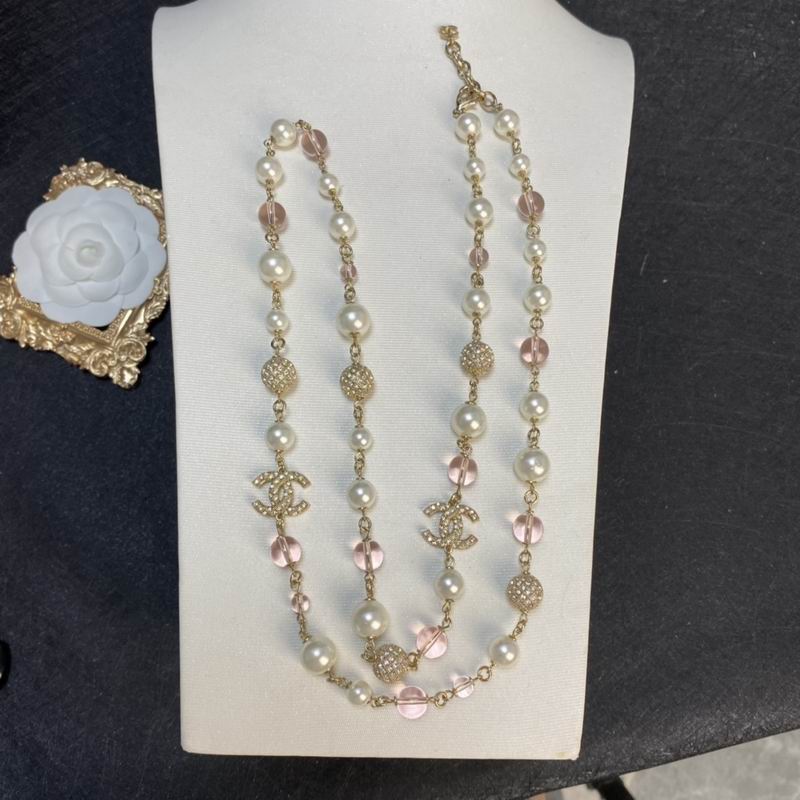 CHL Fashion Necklace