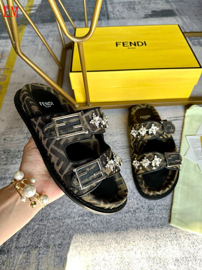 FEN Slippers Sandals