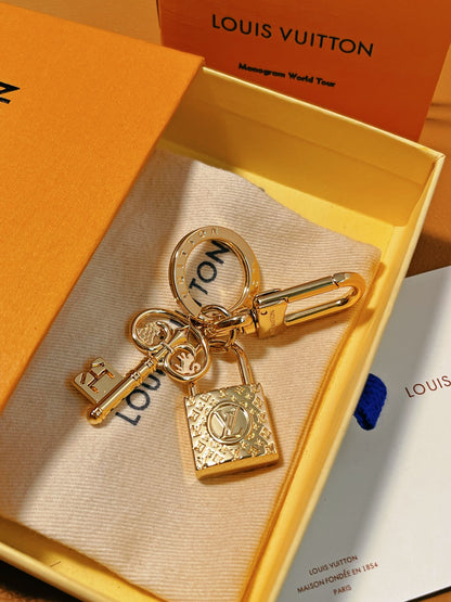 LU Key charm SALE-min order required