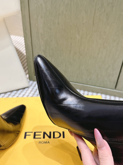 FEN Boots Woman Low