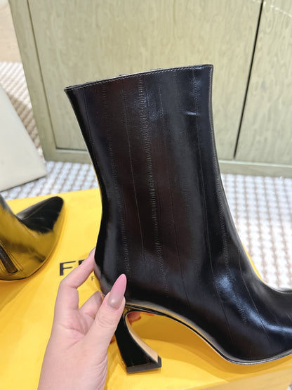 FEN Boots Woman Low