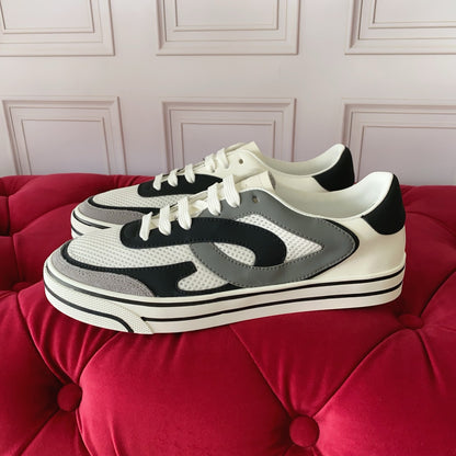G D Sneakers