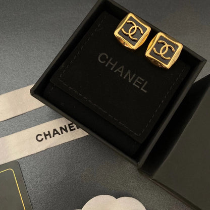 C H L Fashion earrings  SALE-min order required