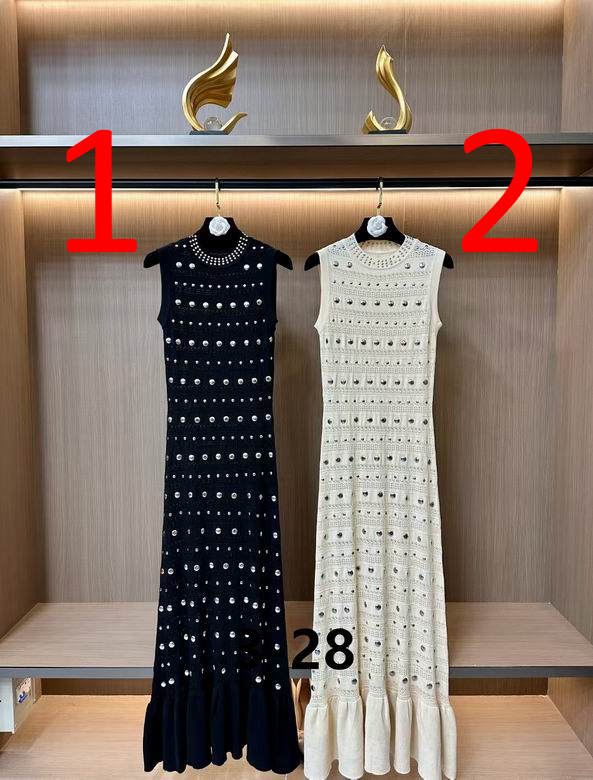 SAN DRO CH  K NITTED Dress  2 Color's limited