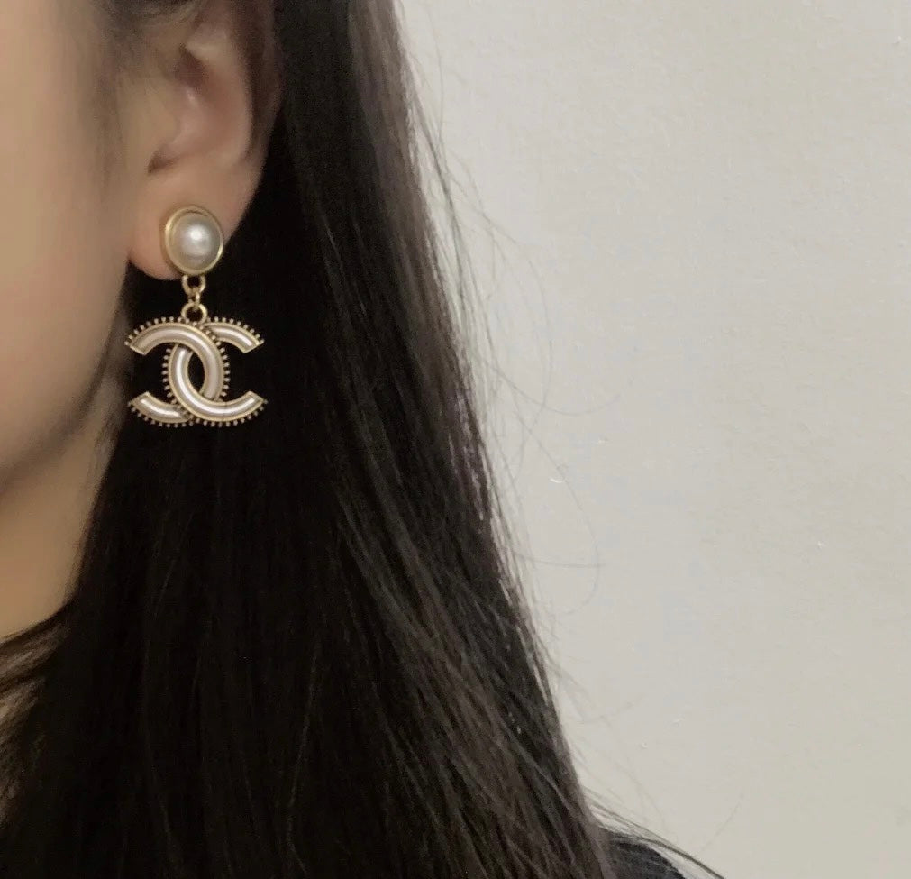 C H L Fashion earrings  SALE-min order required