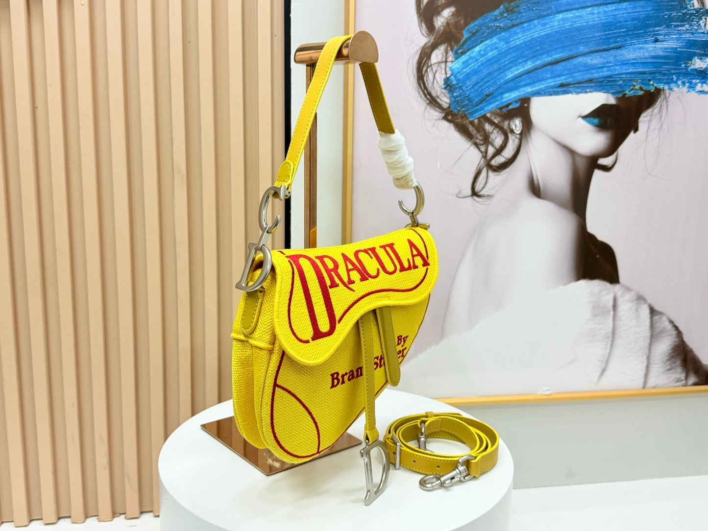 CHD saddle  Dracula Bag 24 Cm