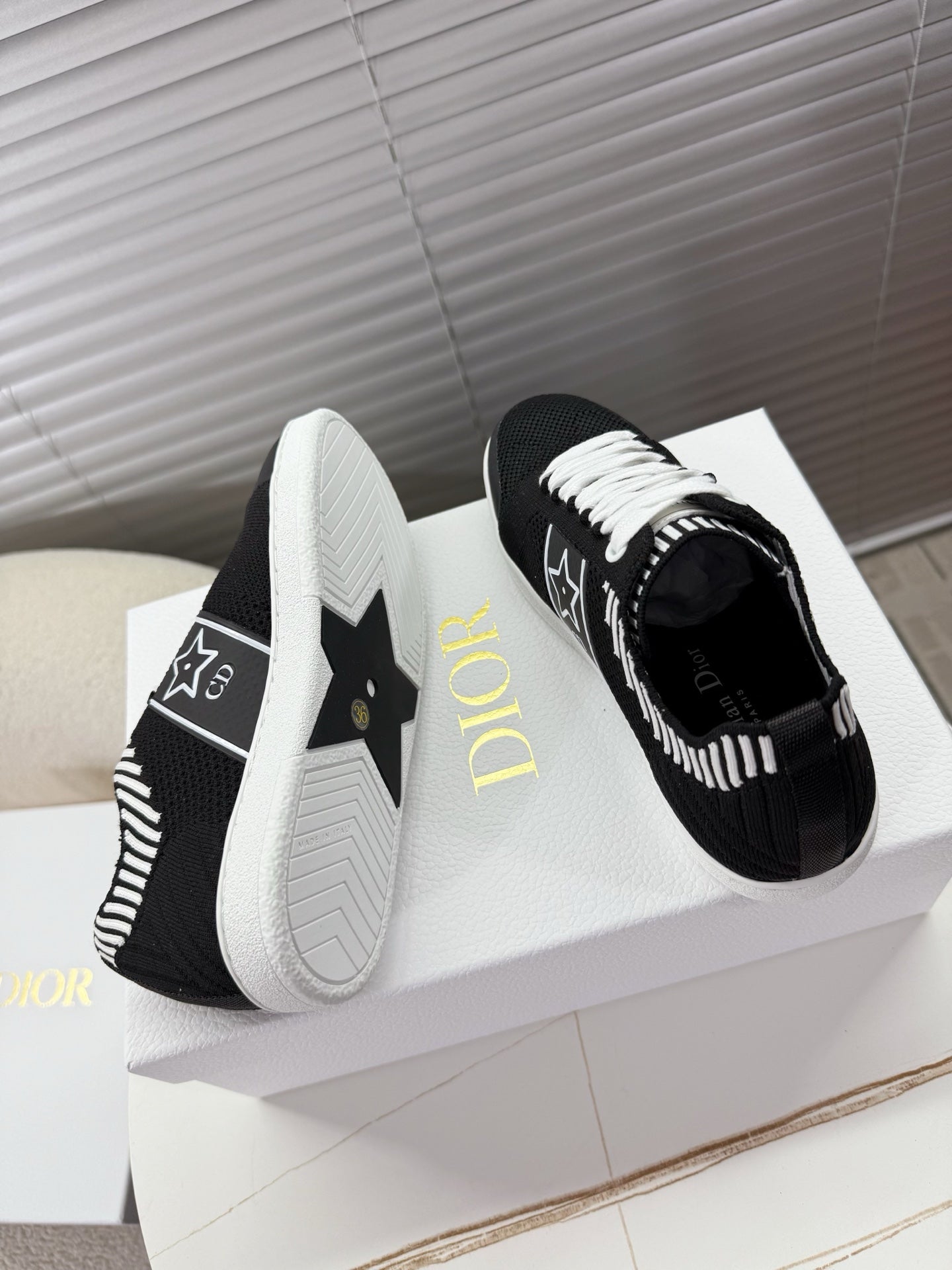 CHD Sneakers 2 Color's
