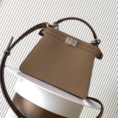 FEN  PEAK  BOO  Bag 2 Size's 2 Color's