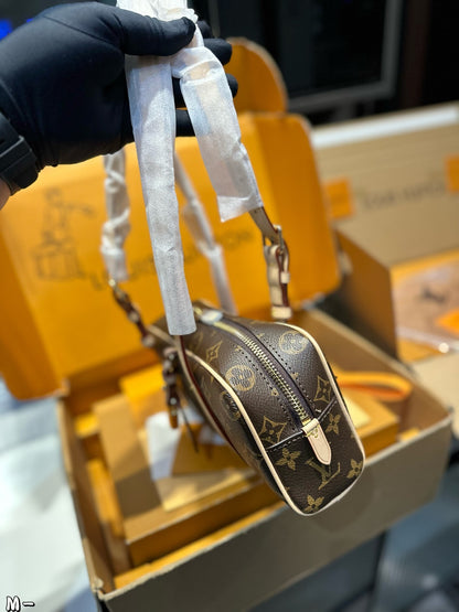 LU Bag Hang on 27 cm