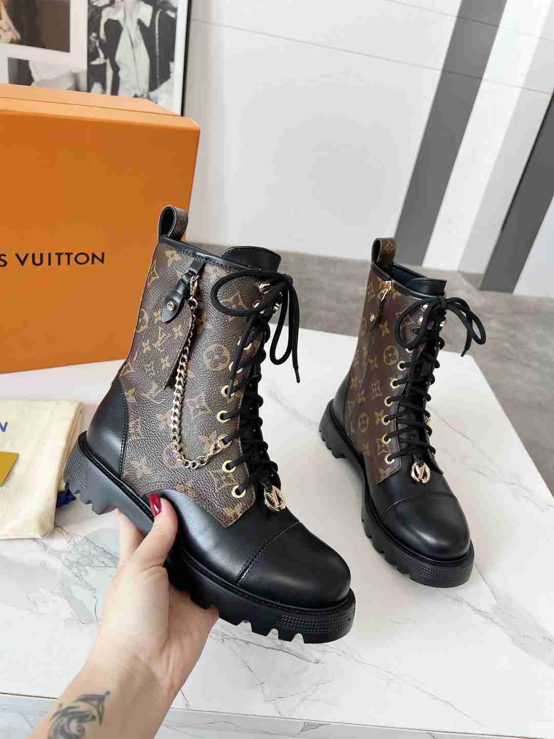LU Low   Boots 3 Color's