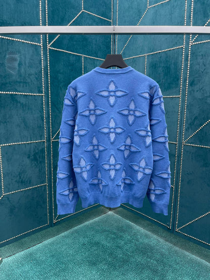 LU  Sweater