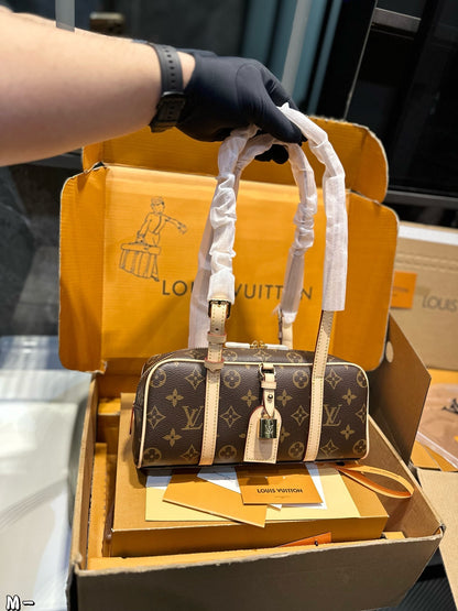 LU Bag Hang on 27 cm
