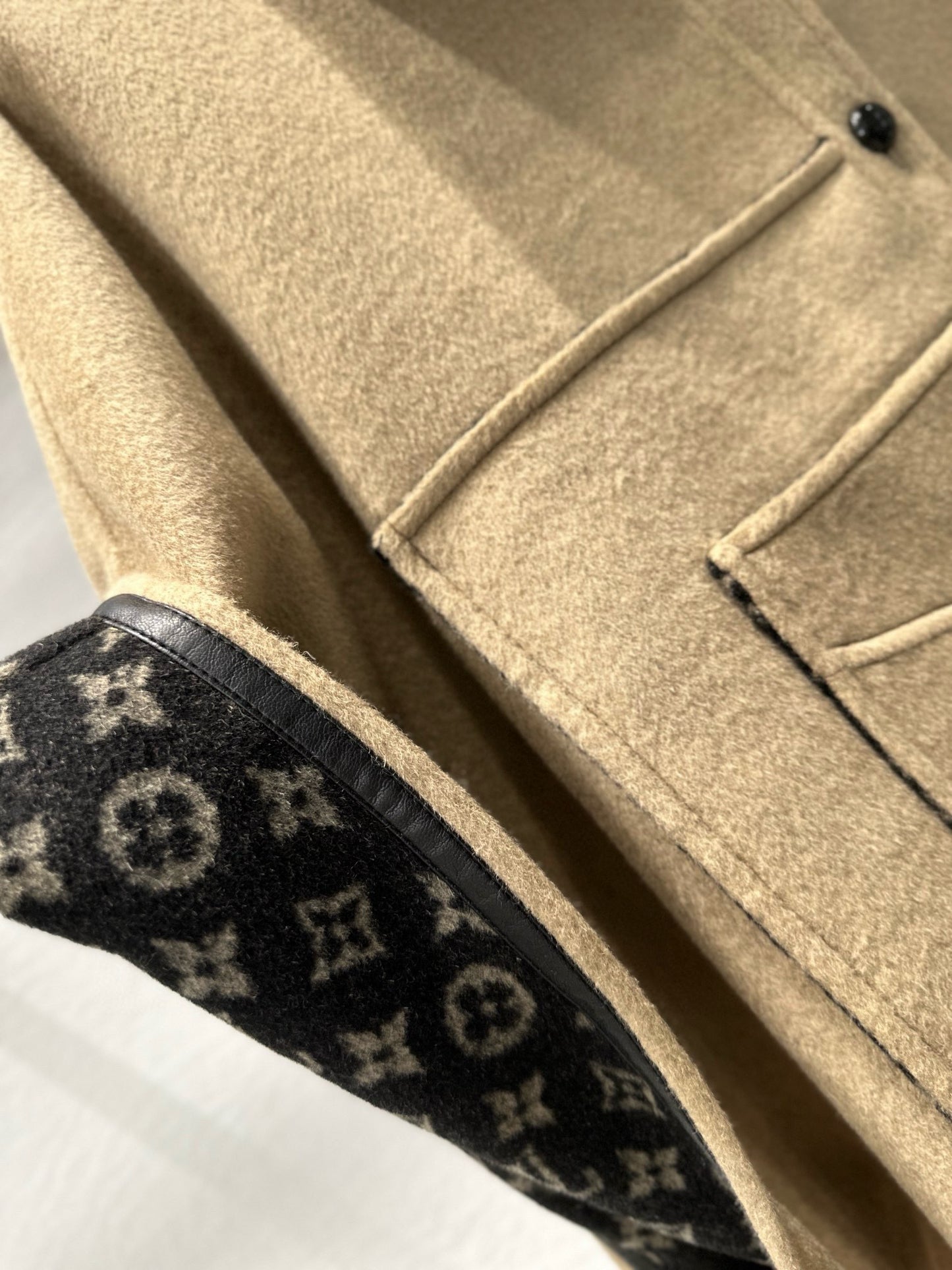 LU wool Jacket Coat  C ape Limited