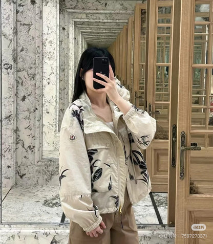 MONCRL Raincoat Hoodie Jacket Woman
