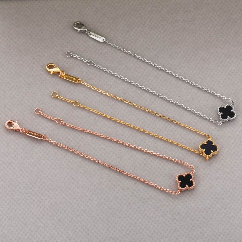 VAN C & A Bracelet 6 Color's