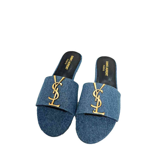 Y L Slippers 42