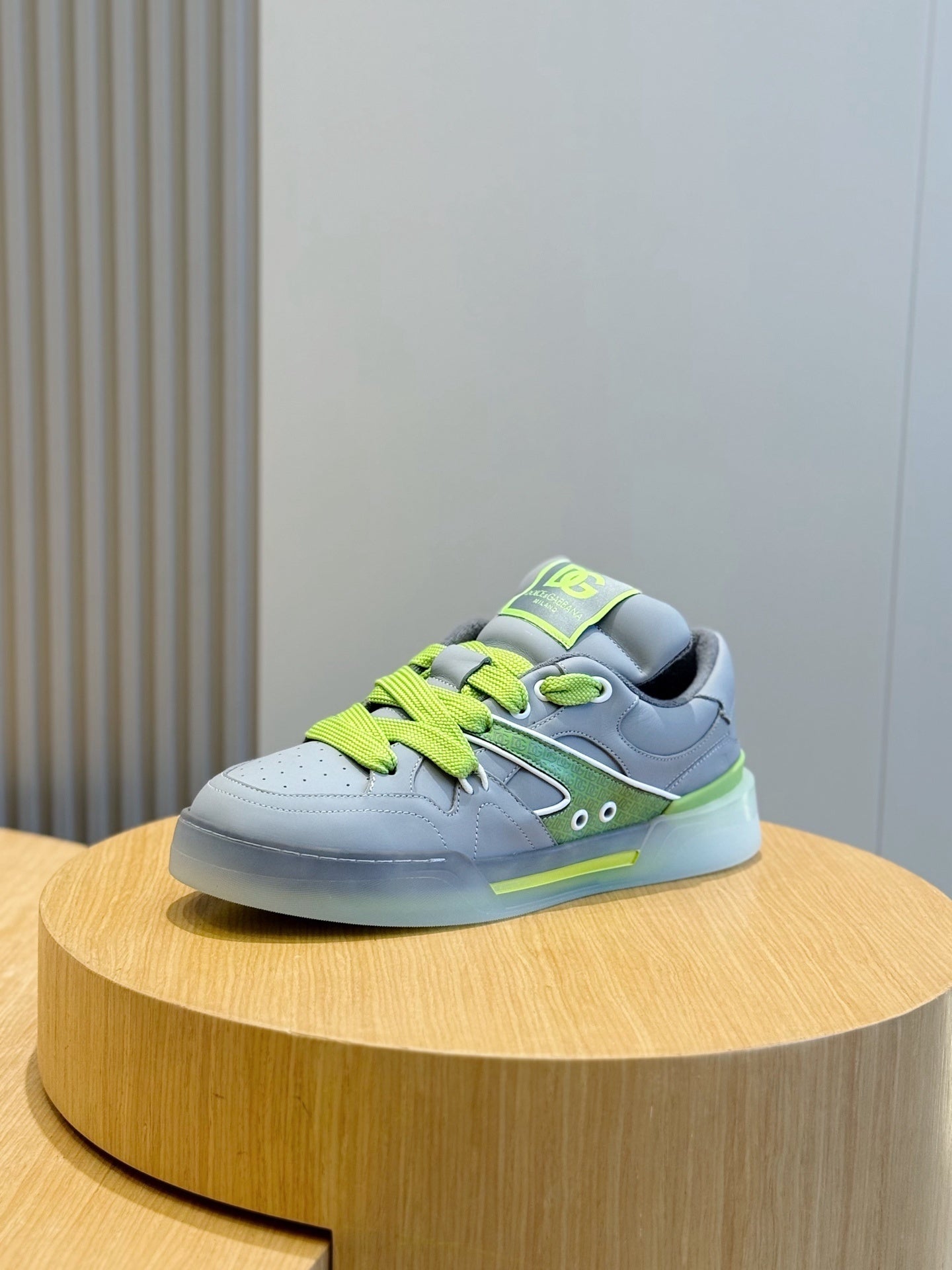 G D Sneakers 2 Color's Trainers