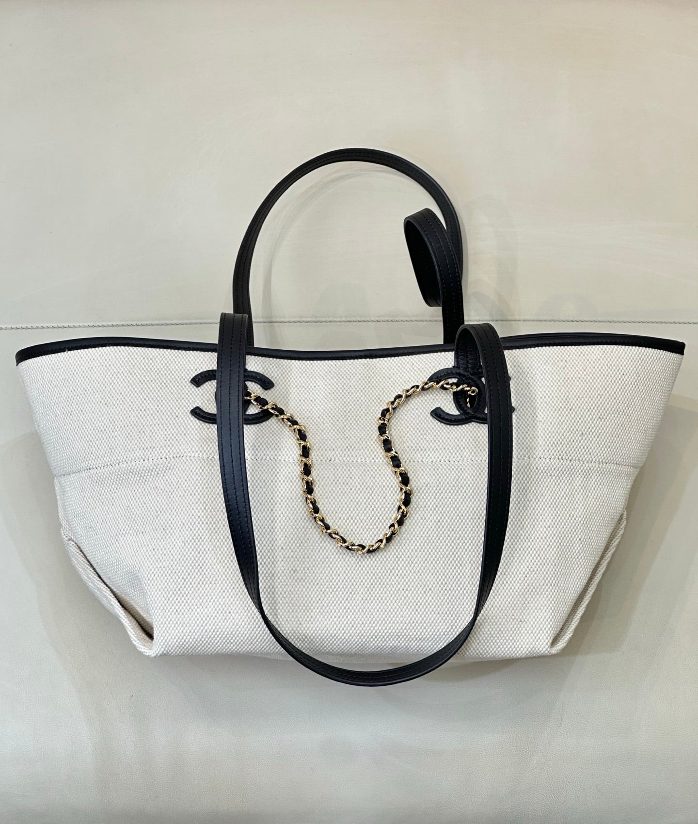 CHL Canvas Shopping Bag 46 cm