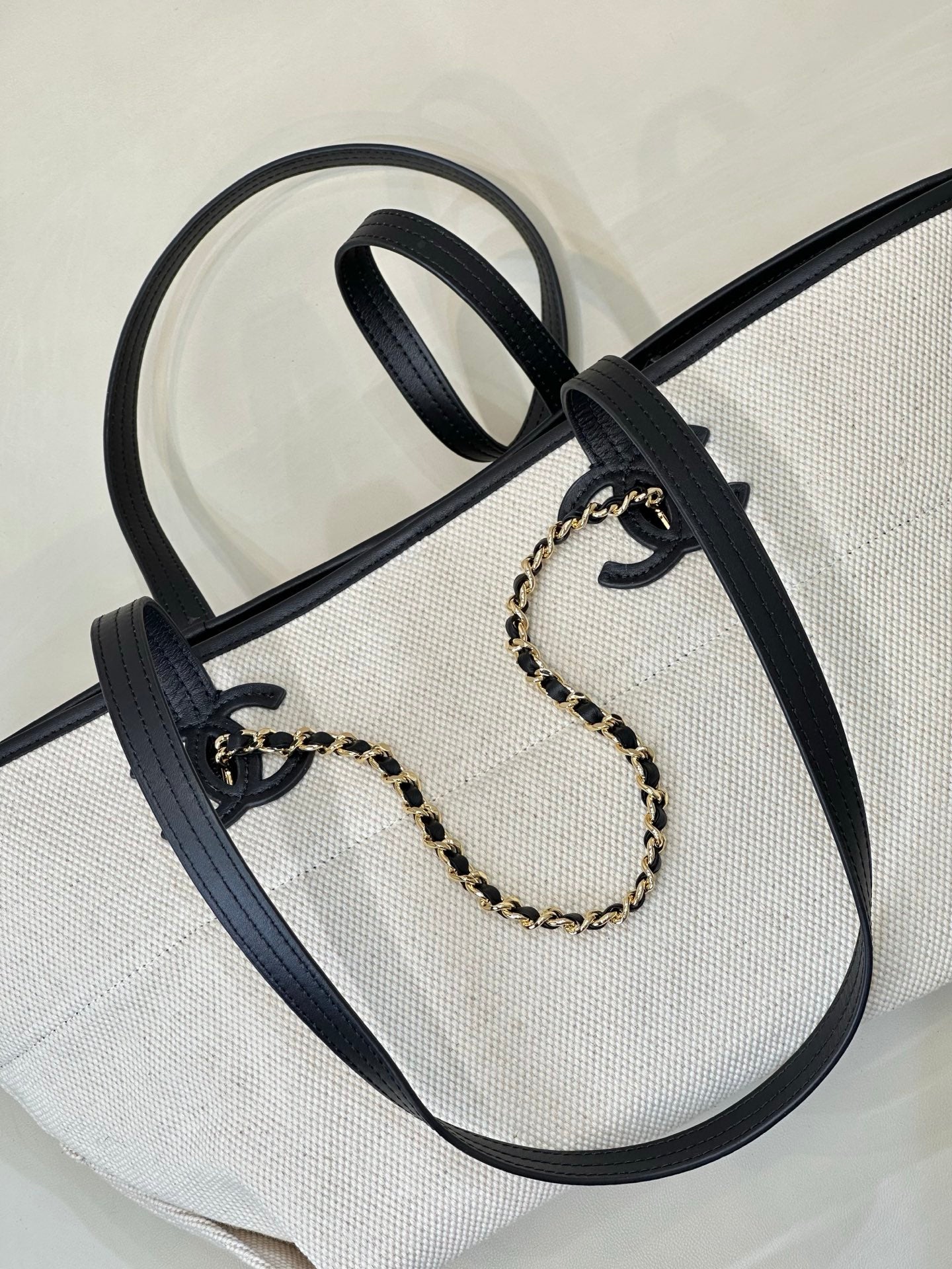 CHL Canvas Shopping Bag 46 cm