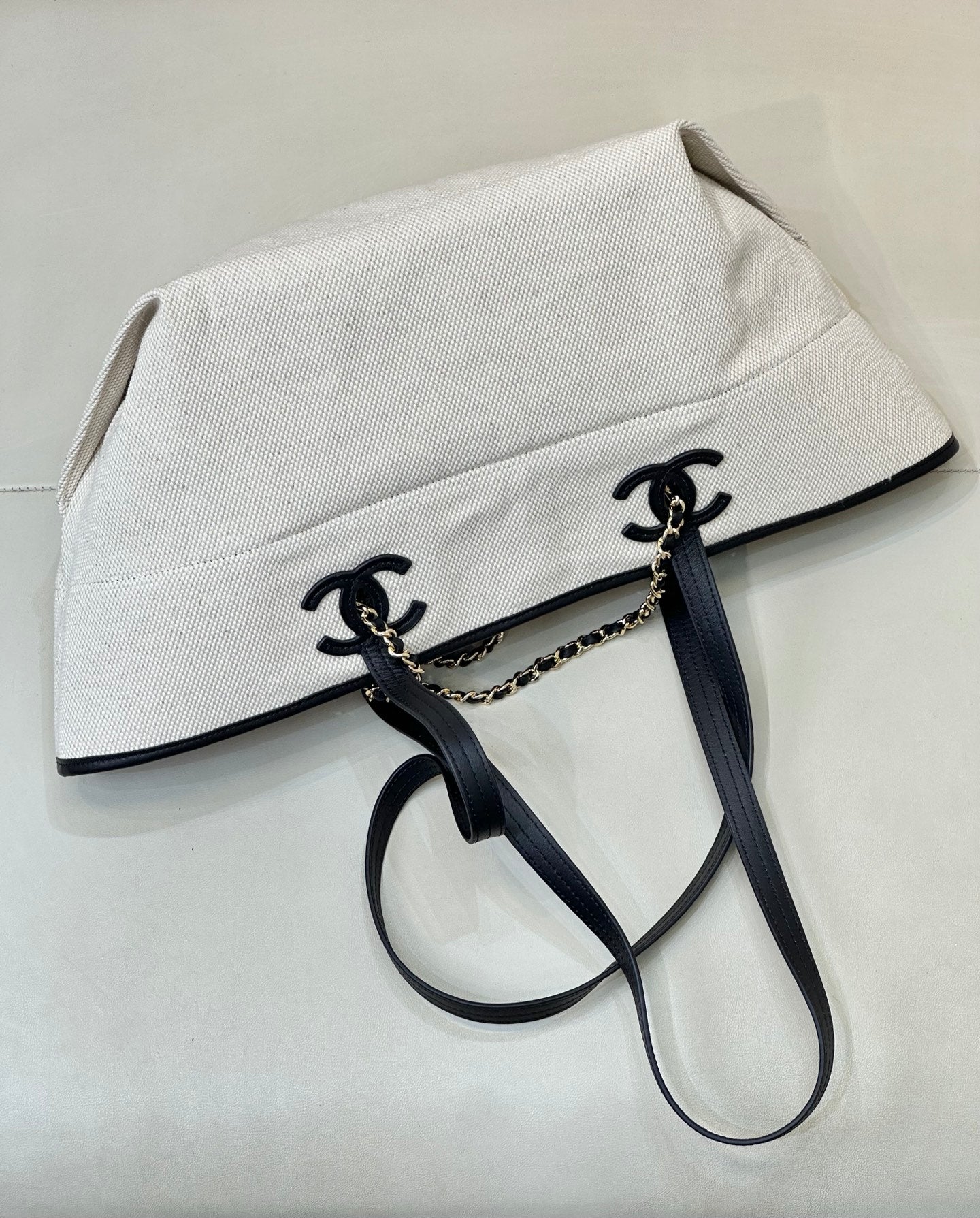 CHL Canvas Shopping Bag 46 cm