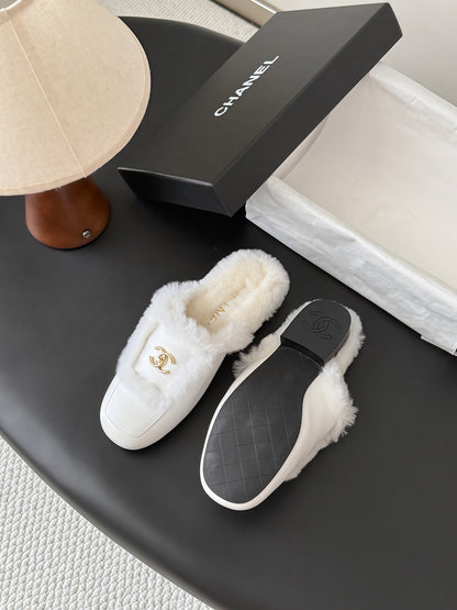 CHL  Mule Shearling sandal 3 Color's