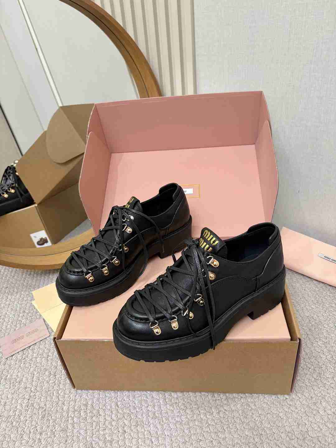 MI MI  Shoes  Woman 2 Color's