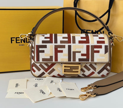 FEN Bag  2 Color's & Size 's