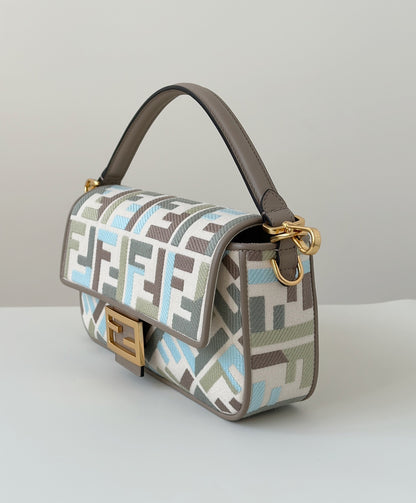 FEN Bag  2 Color's & Size 's