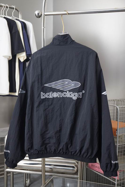 LU  Jacket Man
