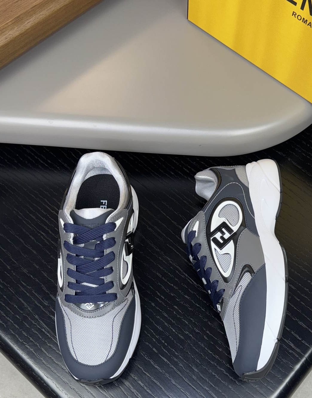 FEN Sneakers Trainers 2 Color's