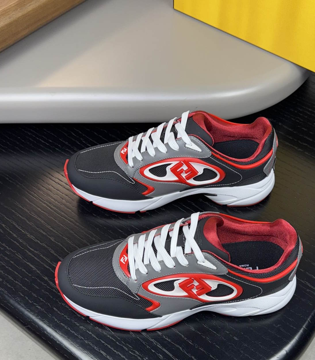 FEN Sneakers Trainers 2 Color's