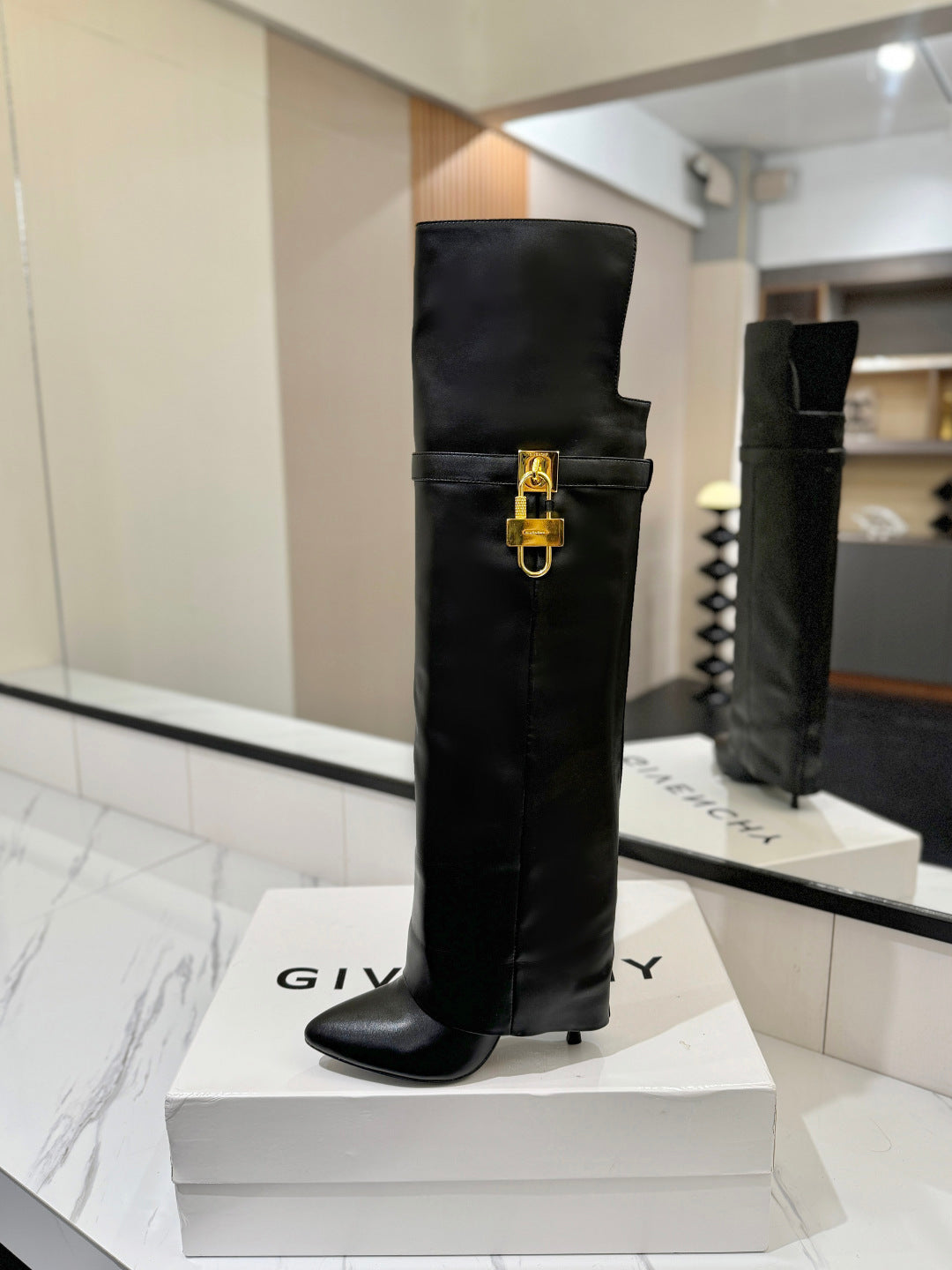 GIVENJY High  Boots 2 Color's 42