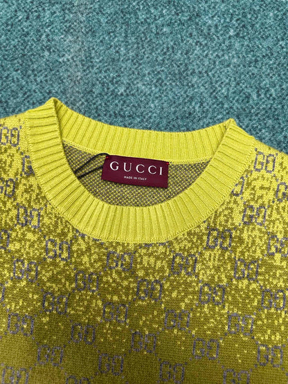GU Multi color Sweater Man