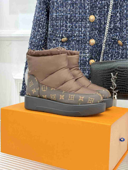 LU Nylon vs UGG Boots 2 Color's 42