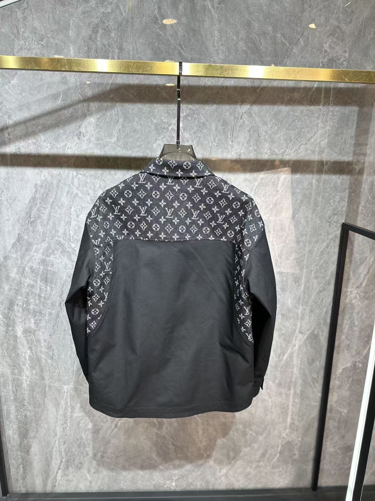 LU Man Jacket Windbreak Hoodie Monogram