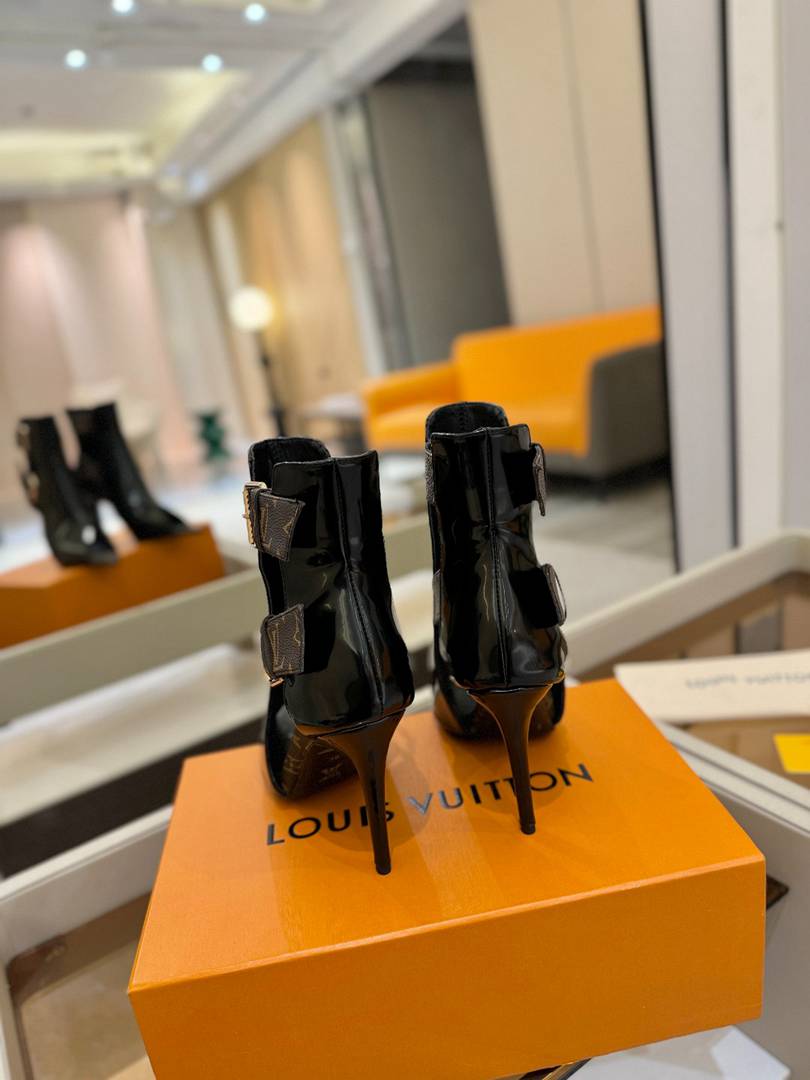 LU Shoes Woman High Heels 2 Color's