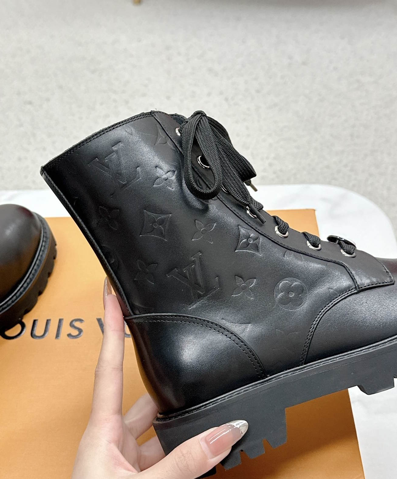 LU Boots Woman 2 Color 's