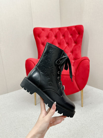 LU Boots Woman 2 Color 's