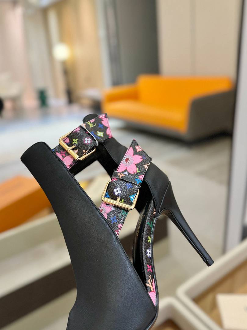 LU Shoes Woman High Heels 2 Color's