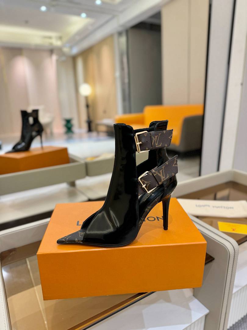 LU Shoes Woman High Heels 2 Color's