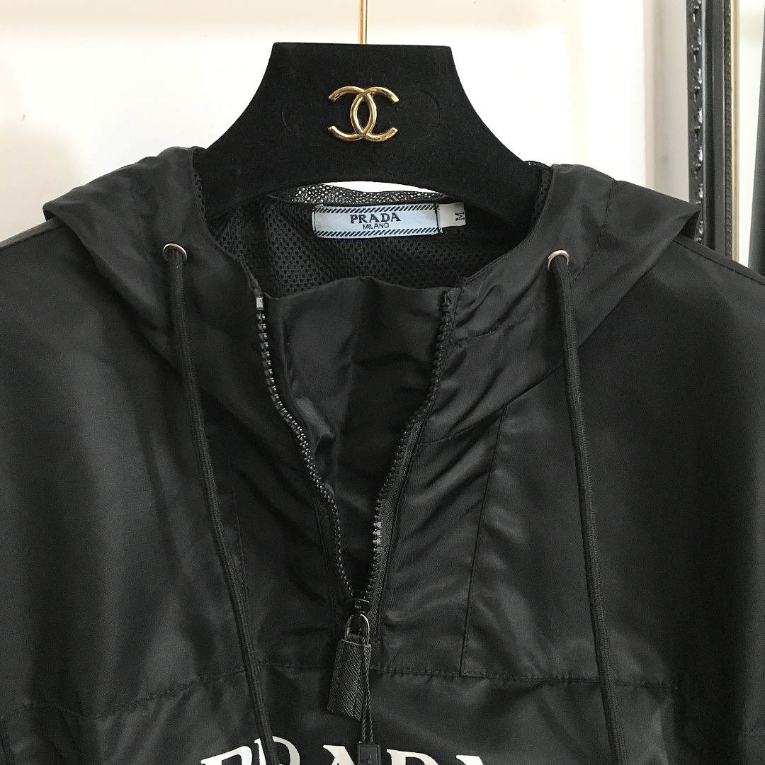 PRD Raincoat Hoodie Jacket Woman