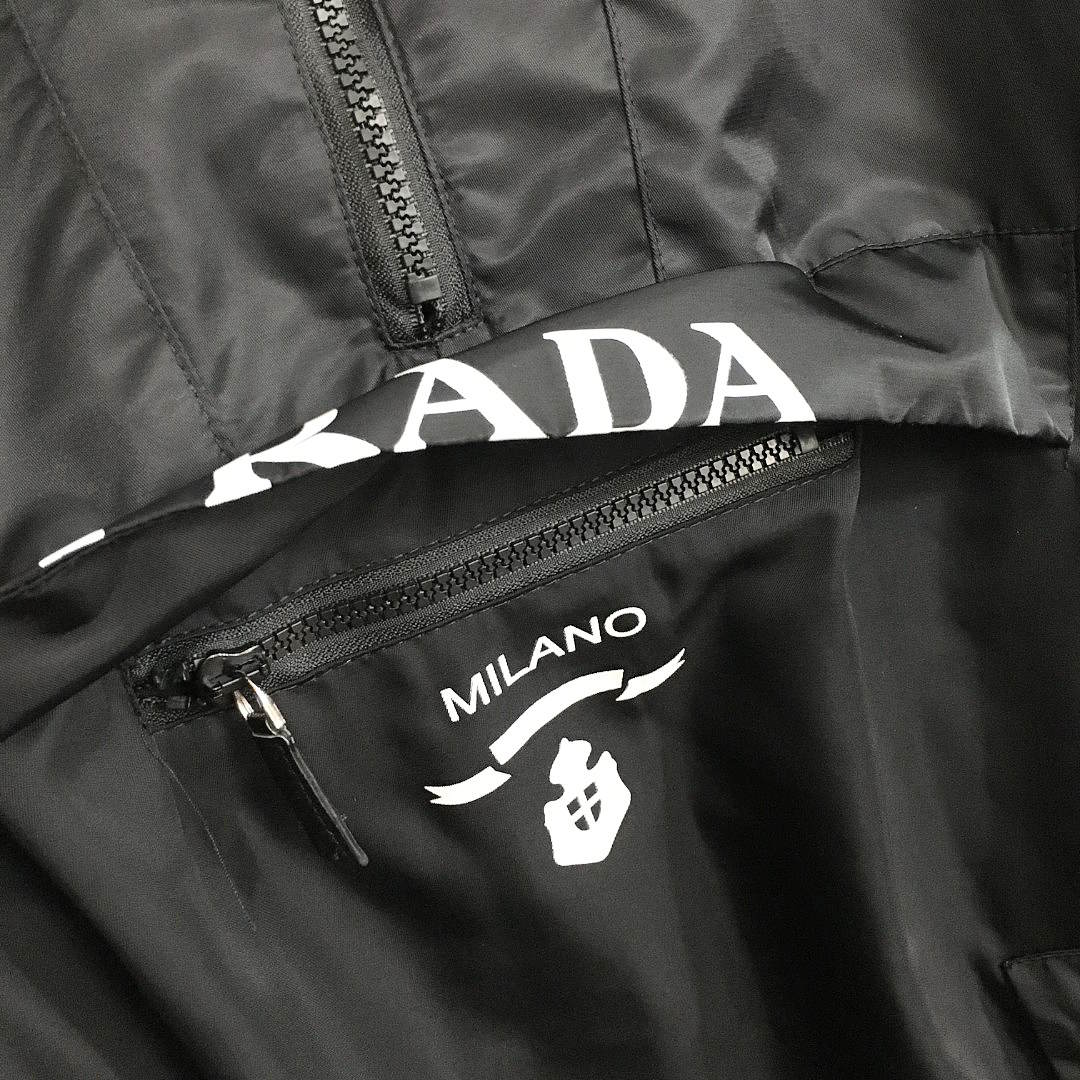 PRD Raincoat Hoodie Jacket Woman